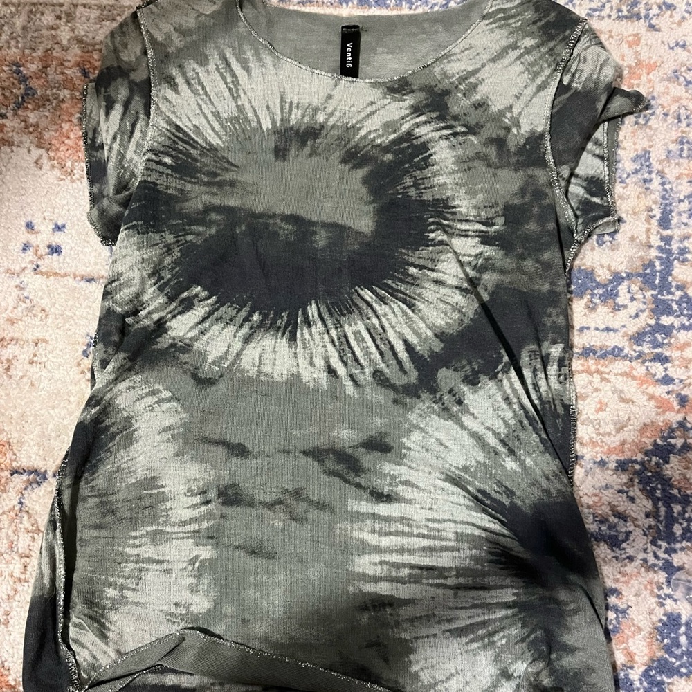 Venti 6 shirt.